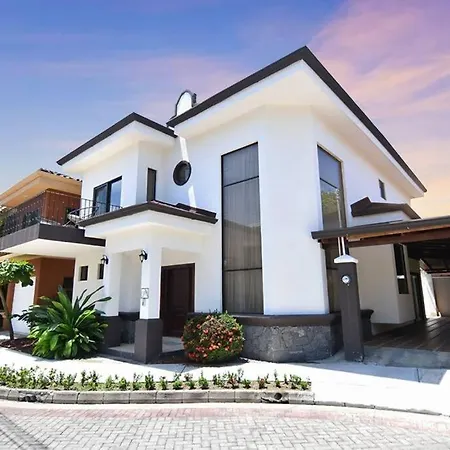 Casa Jaco Villa